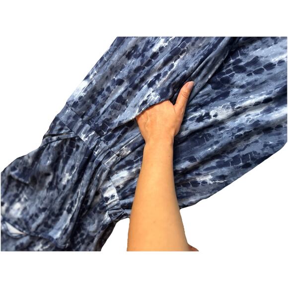 Old Navy Women’s XL Active Blue Pattern Jumpsuit Breath On Stretchy Pockets - Picture 6 of 7